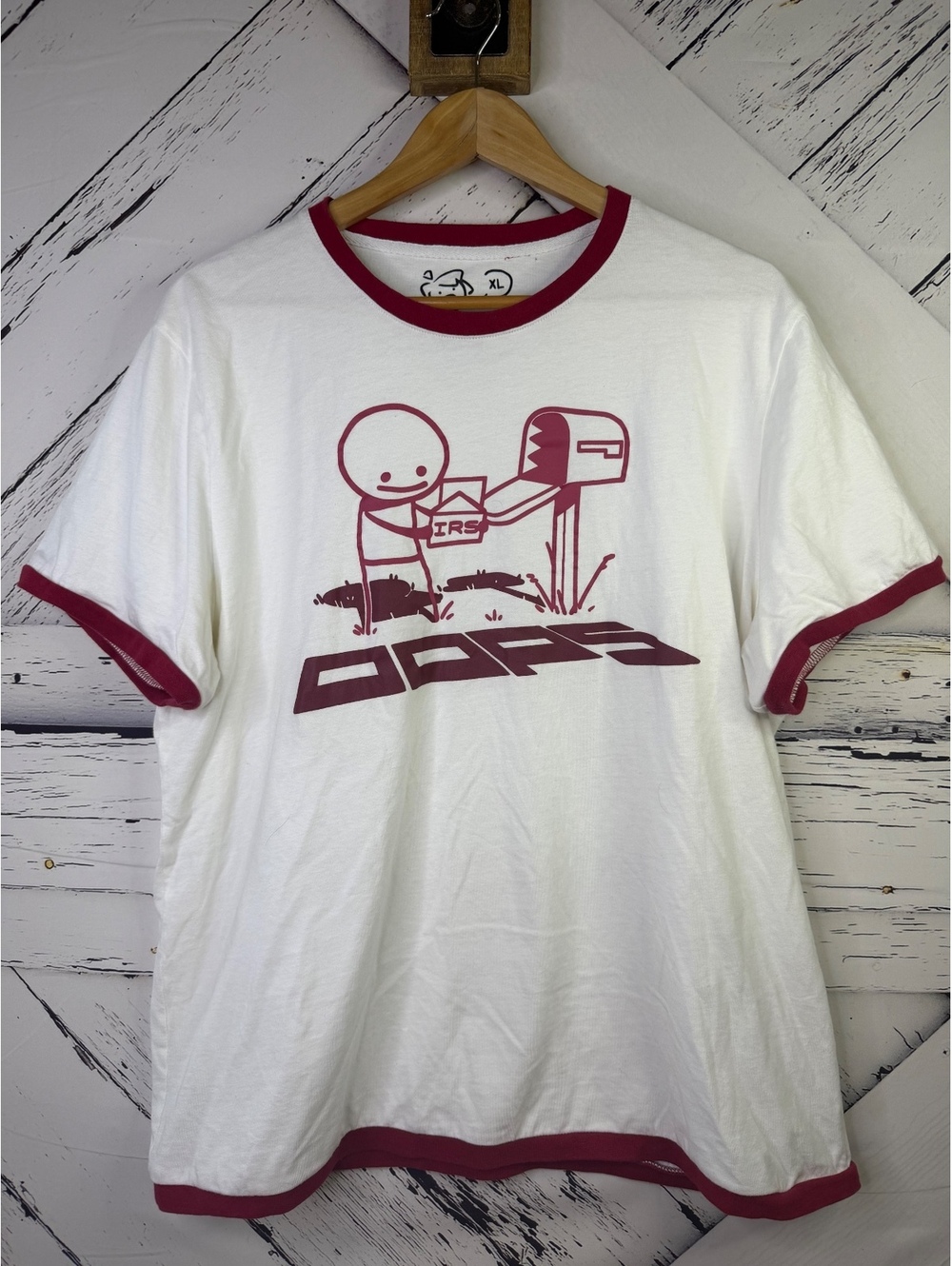 Rare Indie Noodles & Bun “OOPS” IRS Comic Ringer Tee Adult XL Pop Culture
